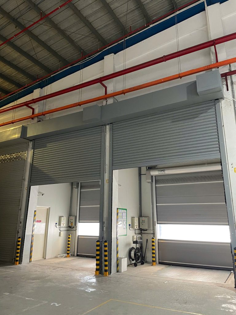 cửa cuốn siêu trường austdoor