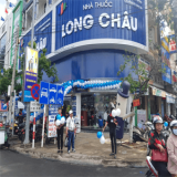 Thi công Cửa Cuốn Nhà Thuốc Long Châu
